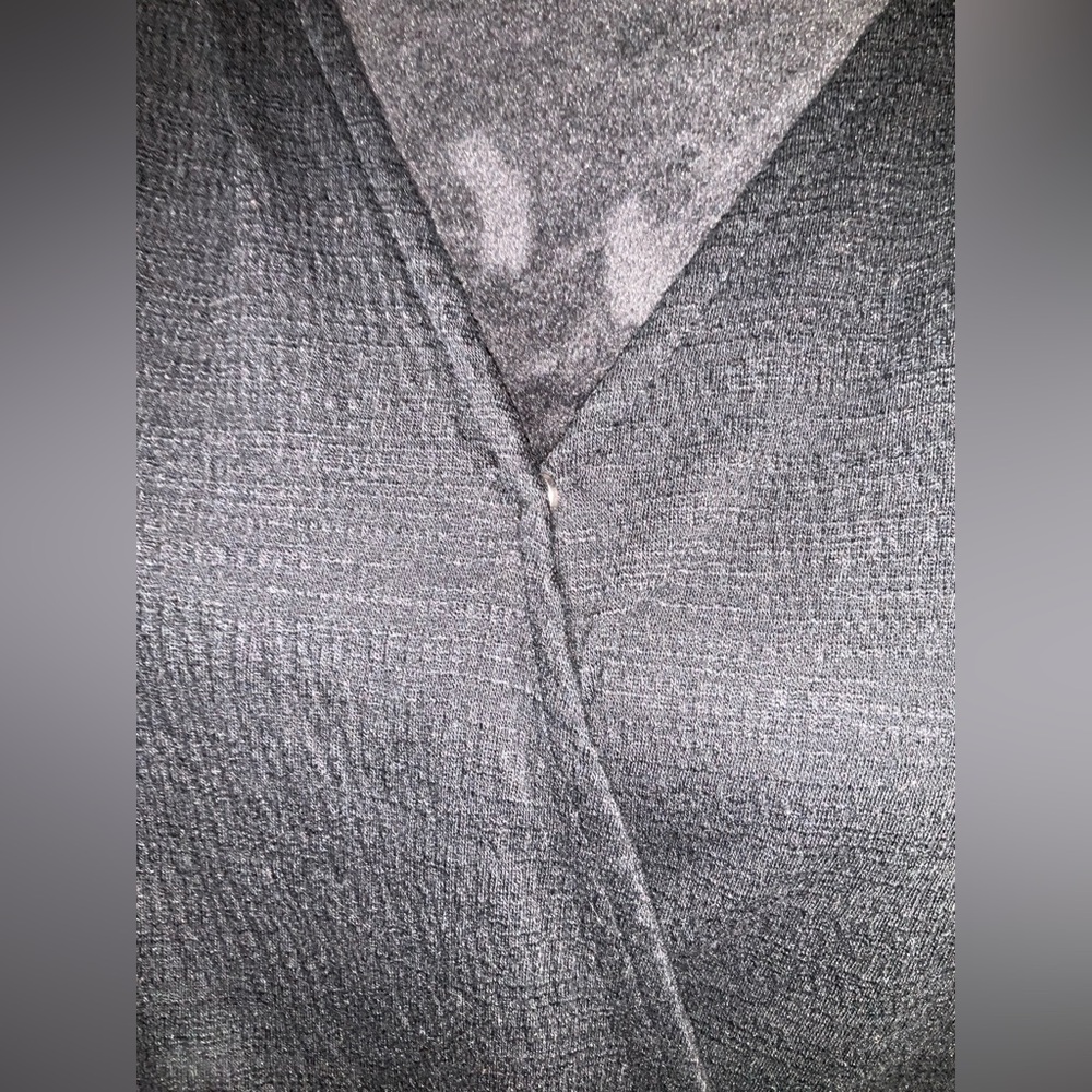 Universal Thread XS black front wrap and tie tank - Picture 5 of 6
